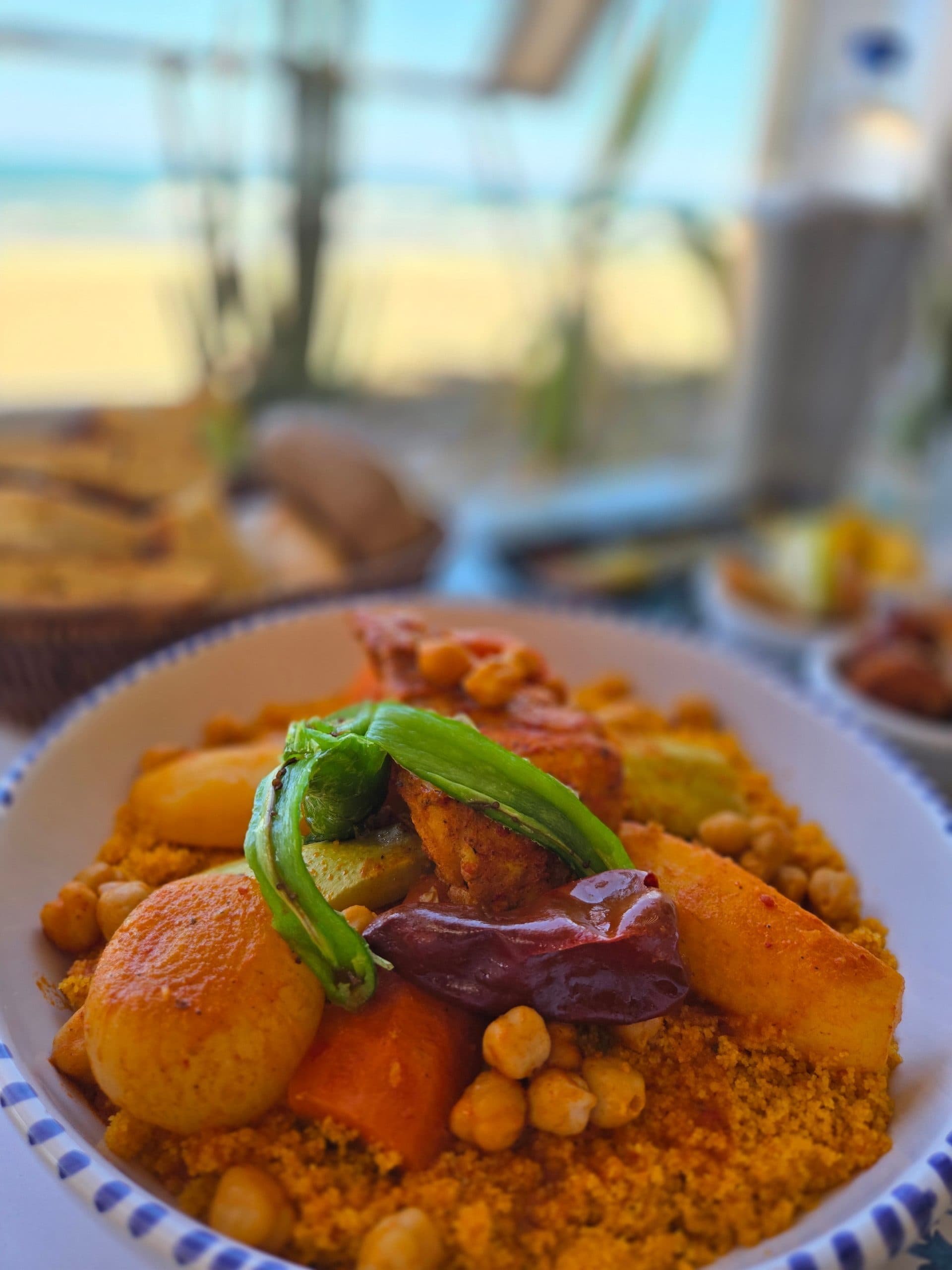 Le QG — Beach Lounge · Front de mer · Club