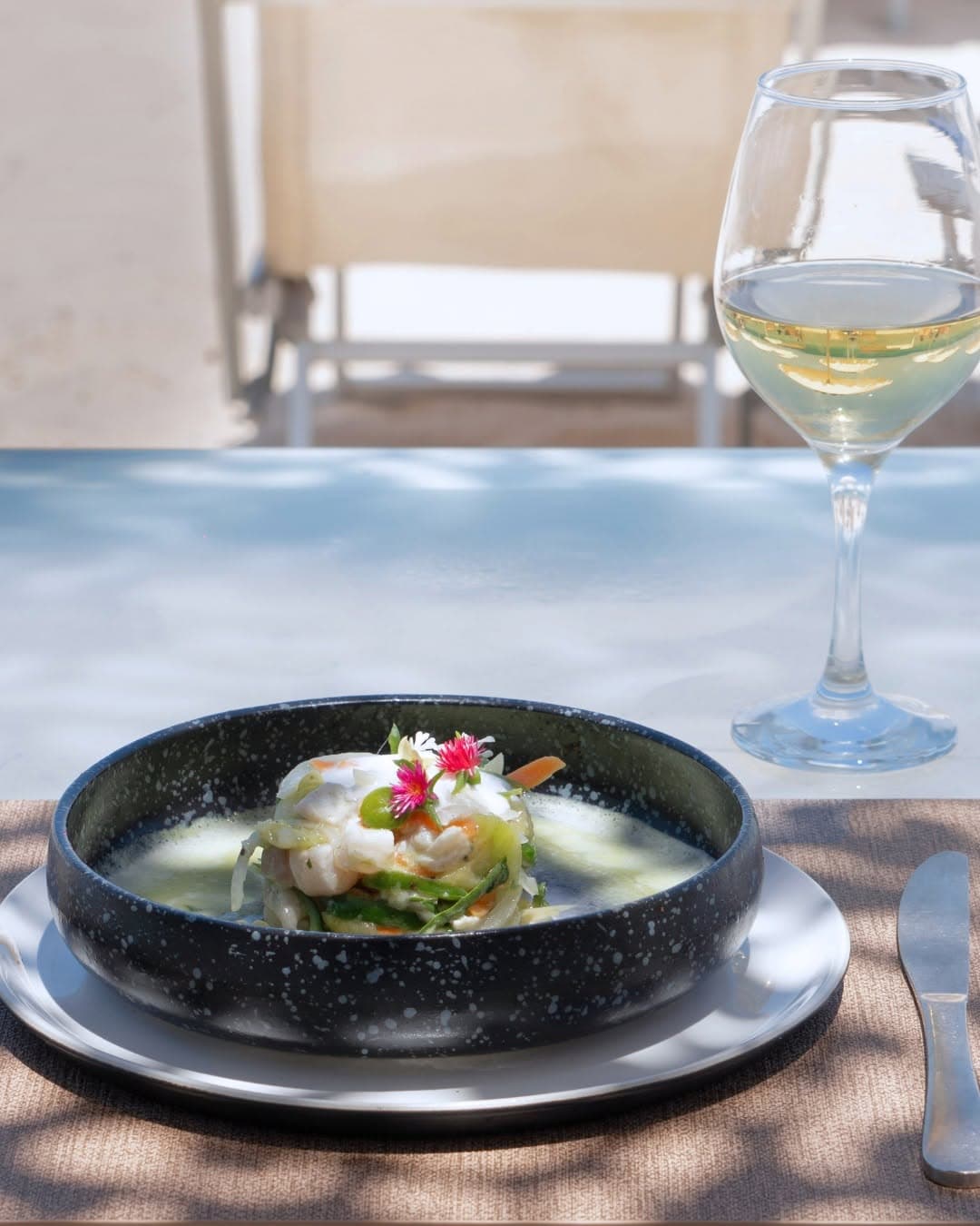 Le QG — Beach Lounge · Front de mer · Club