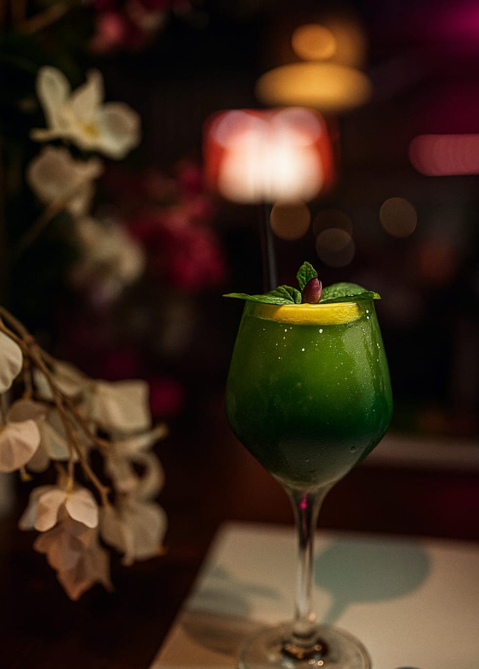 Le QG — Beach Lounge · Front de mer · Club